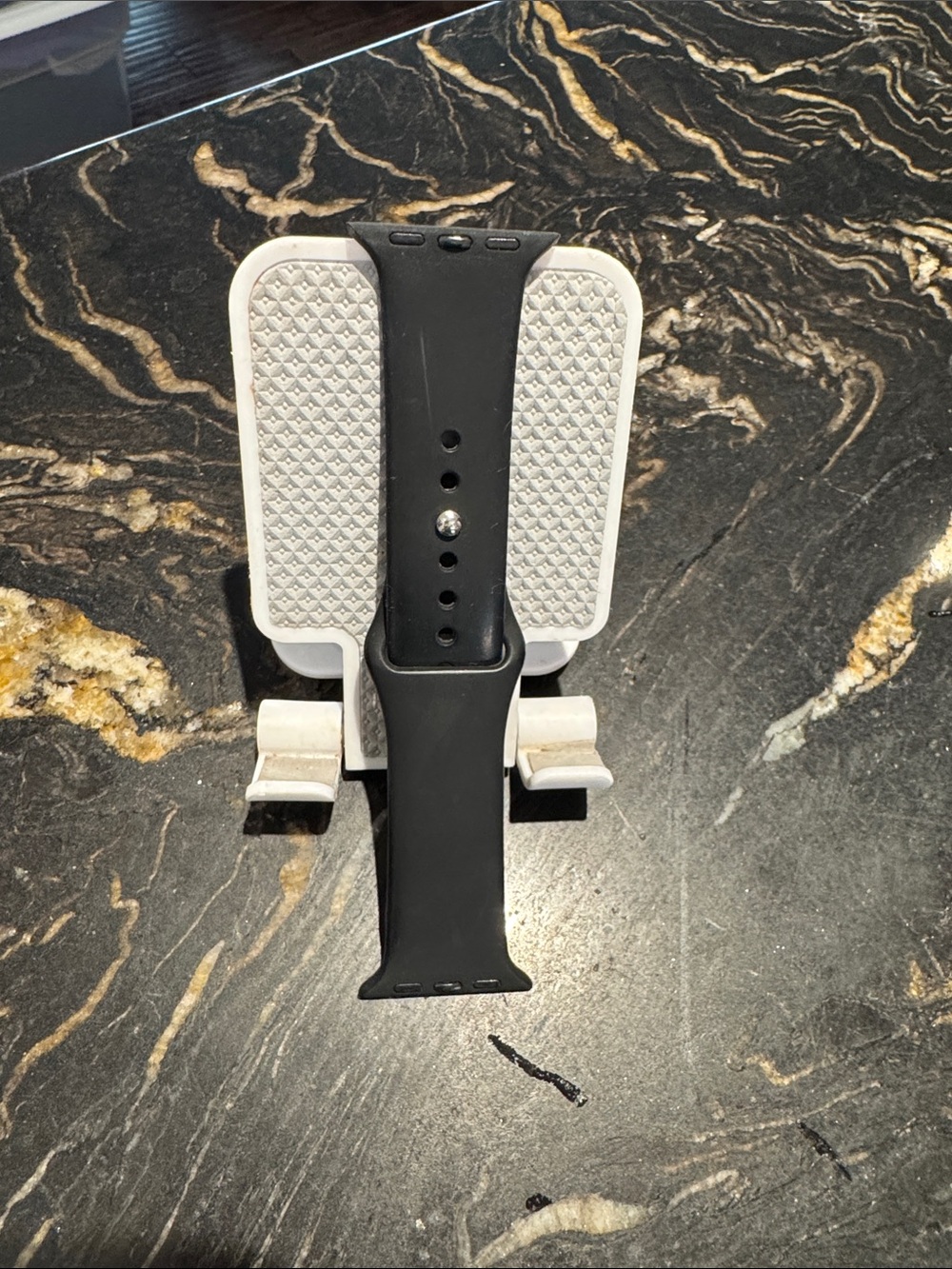 Black Silicone Smartwatch Band – Compatible Wearable Accessory